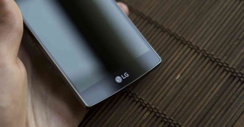 В Сети появились фото еще не представленного LG G6 mini