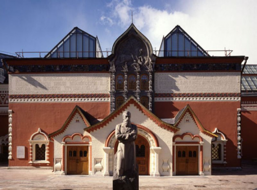 Здание Третьяковской галереи эвакуировали в Москве