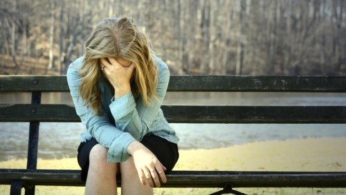 Ученые: Депрессия напрямую связана с болезнями в детстве