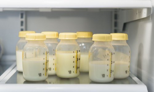 Грудное  молоко может излечить рак – Ученые