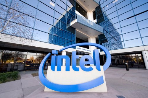Intel планирует выпустить 18-ядерный процессор