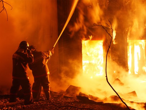 На востоке Швеции сгорело общежитие для беженцев‍