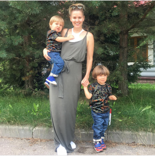 В соцсети обсуждают слухи о третьей беременности Марии Кожевниковой