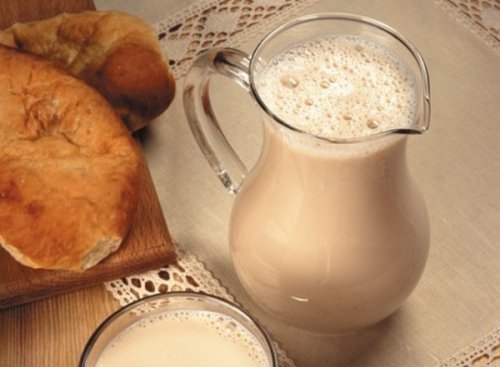Диетологи обнаружили вред топленого молока