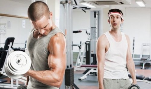 Ученые рассказали, почему во второй день тренировки мышцы болят сильнее, чем в первый
