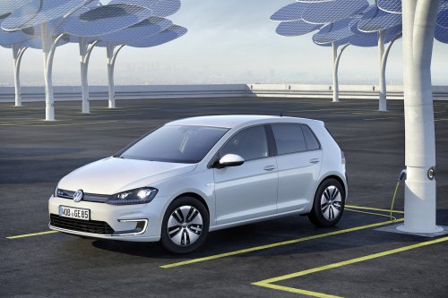 Volkswagen EV окажется на 8 000 дешевле по сравнению с Tesla Model 3