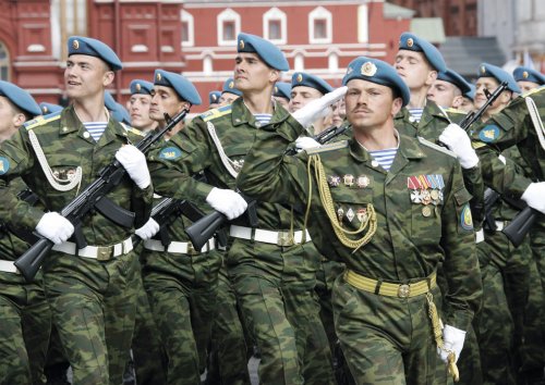 Президент РФ лишил финансовой помощи проваливших тест на наркотики военных