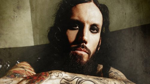 Гитариста Korn раскритиковали за то, что он назвал солиста Linkin Park трусом