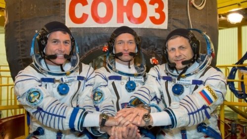 Итальянский космонавт поделился опытом выхода в космос с русскими