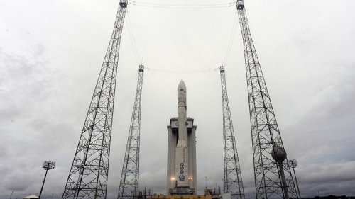 Евро-ракета Vega вывела военный спутник на орбиту