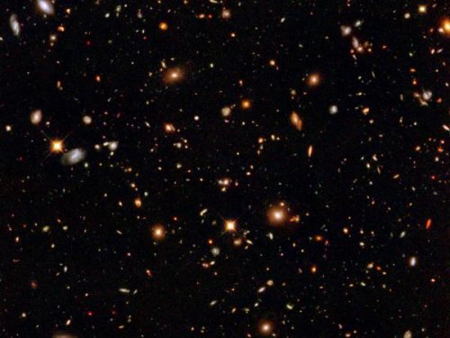 Понимание вселенной изменил снимок «пустоты» Hubble