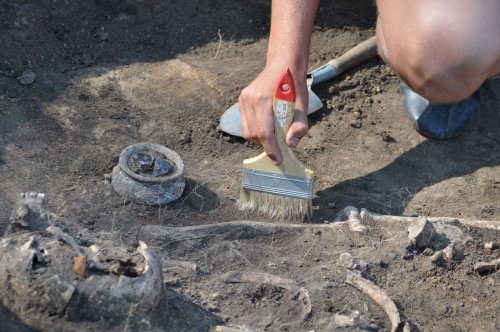 В Москве археологи обнаружили старинную игрушку