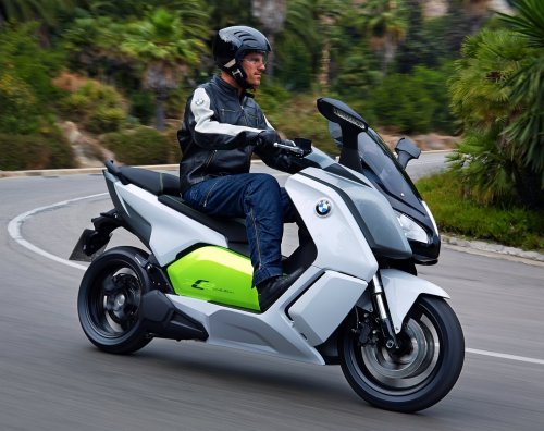 Электрический скутер BMW будет стоить 13 750 долларов