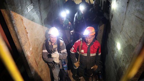 На руднике «Мир» в Якутии спасатели организовали подземную базу
