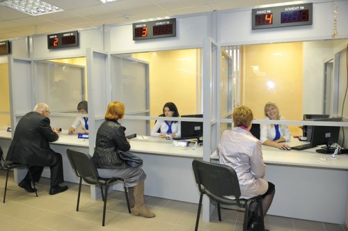 Почти 100%  россиян получают гос- и муниципальные услуги в «едином окне»