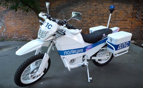 Концерн "Калашников" показал видео с полицейским электромотоциклом "ИЖ"