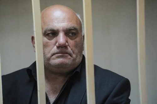 В Москве  захватчик «Ситибанка» Петросян частично признал вину в суде