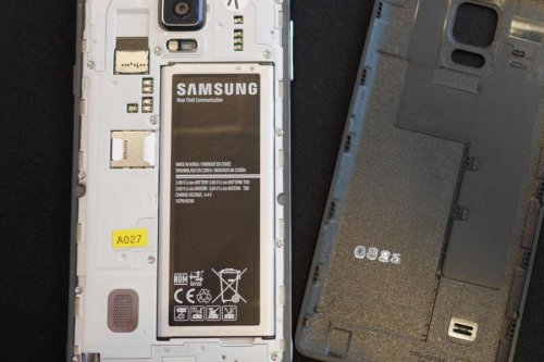 Samsung отозвала более 10 тысяч взрывоопасных аккумуляторов