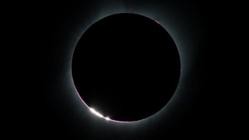 Трансляцию солнечного затмения проводили в NASA
