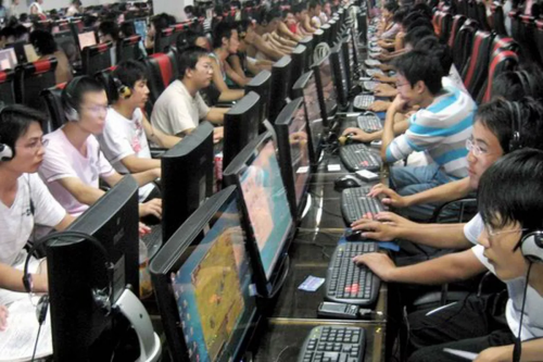 Власти Китая вводят новые ограничения в сети