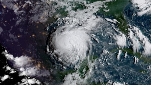 Ураган «Ирма» развил скорость до 220 километров в час