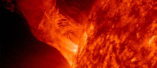 Сверхмощная вспышка на Солнце может нарушить радиосвязь на Земле