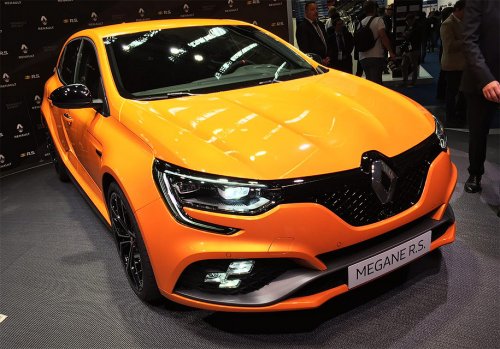 Новый Renault Megane RS получил полноуправляемое шасси и РКПП