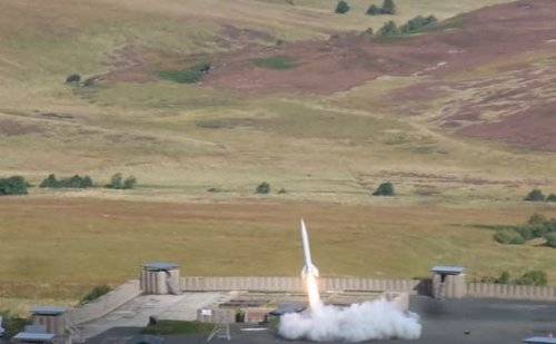 В Великобритании запустили самую крупную в стране ракету Skybolt 2