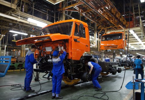 "КАМАЗ" увеличил производство до 200 грузовых авто в сутки