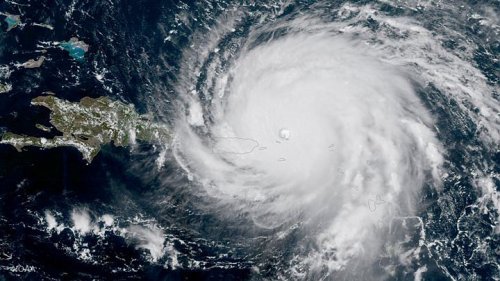 Спутники NASA засняли на видео потоп от урагана  «Мария»