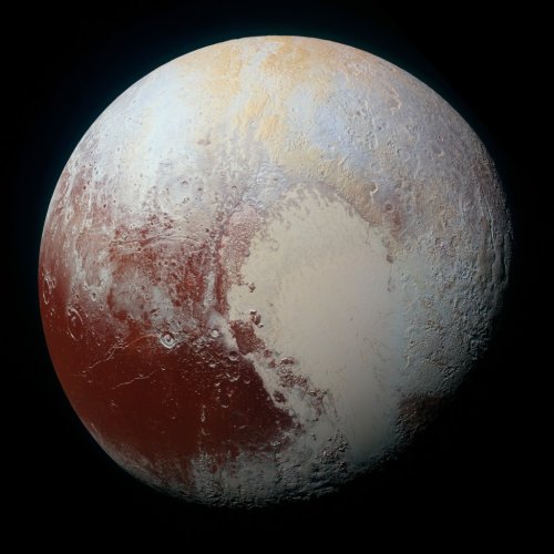Ученые раскрыли тайну ледяных лезвий на Плутоне