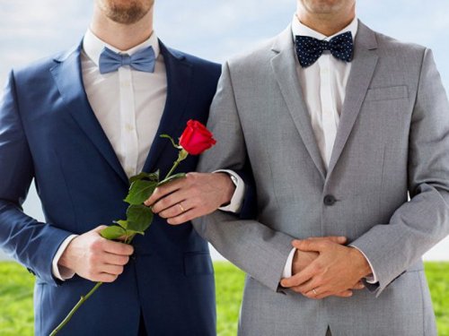В Германии начали заключать однополые браки