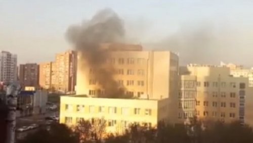 В Новокузнецке пожар в медцентре тушили ведром