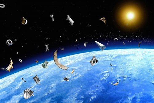 Названы самые мусорящие в космосе страны