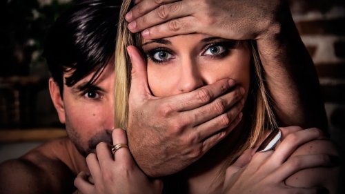В Ленобласти парень  отомстил бывшей сожительнице зверским  изнасилованием