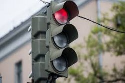 В Ярославской области два парня украли светофор, чтобы сделать светомузыку