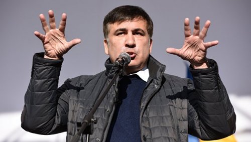 У Верховной рады сторонники Саакашвили организовали массовый митинг