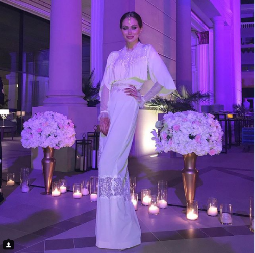 «Русская Анджелина Джоли» поделилась снимками со свадьбы в Дубае