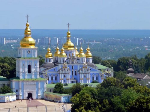 РПЦ признала право украинской церкви на независимость