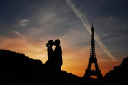 Во Франции сделают законным секс с 13-летними подростками