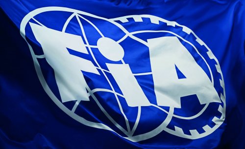 По версии FIA  Ферстаппен признан третий раз подряд персоной года