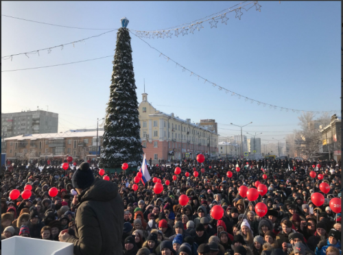 Власти Новокузнецка не пускают жителей к Алексею Навальному