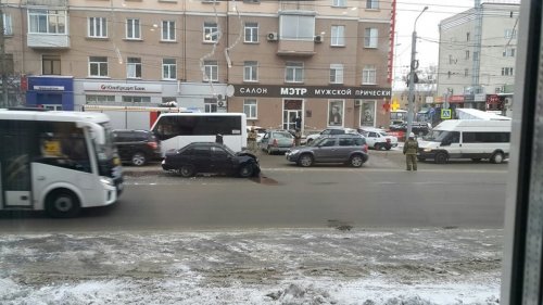 В Омске произошло ДТП с участием трёх иномарок