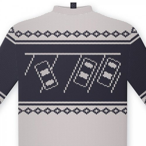 Интернет-пользователи назвали ТОП-5 свитеров с новогодними оленями