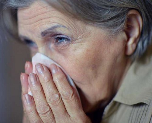 Учёные выяснили, почему пожилые люди чаще болеют гриппом