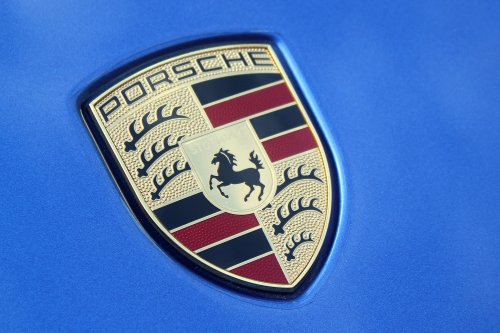Продажи третьего поколения Porsche Cayenne в России начнутся 15 января
