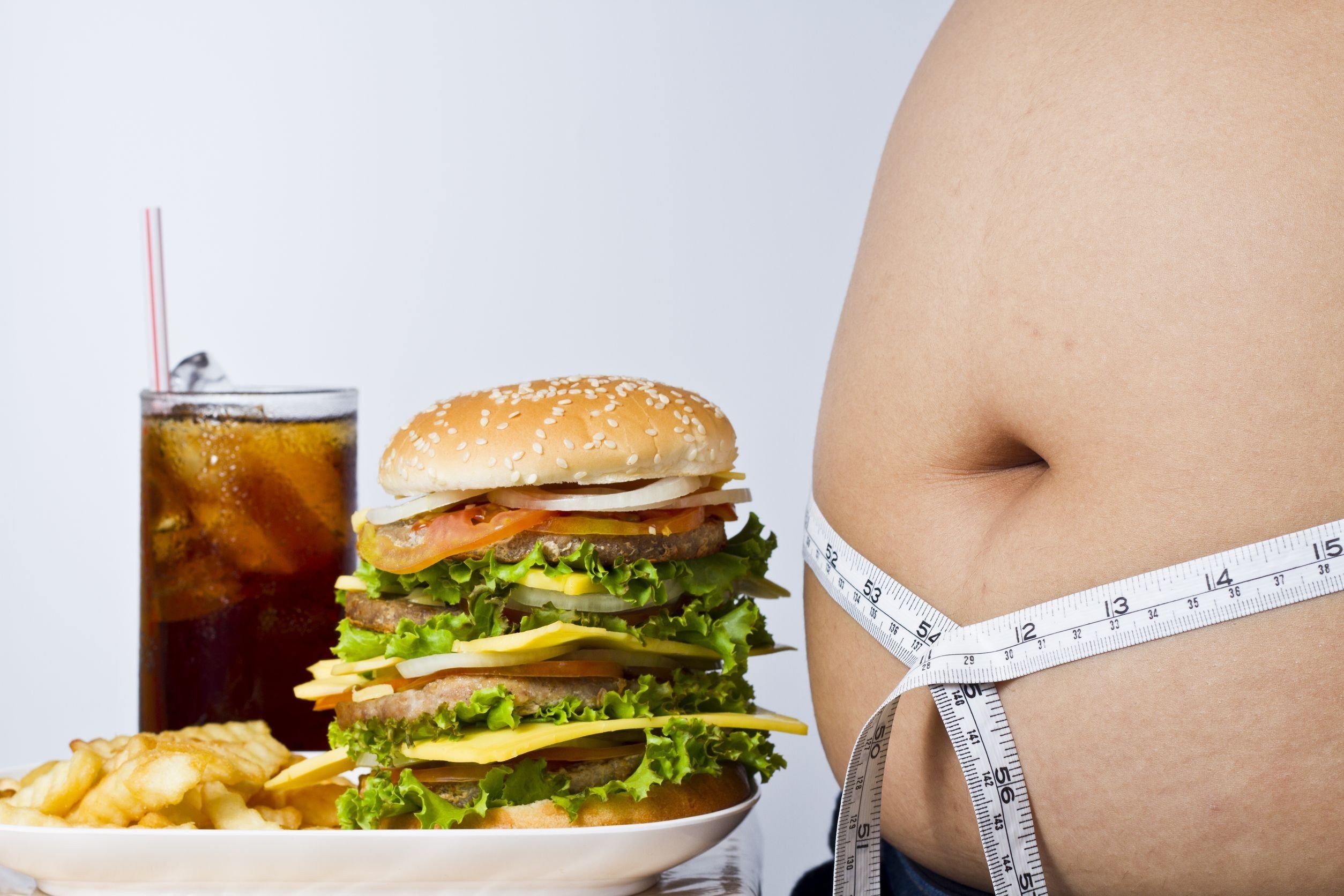Растет вес и живот. Неправильное питание. Ожирение. Ожирение еда. Переедание и ожирение.