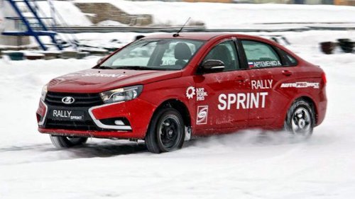 Эксперты провели тест-драйв седана LADA Vesta Rally Sprint