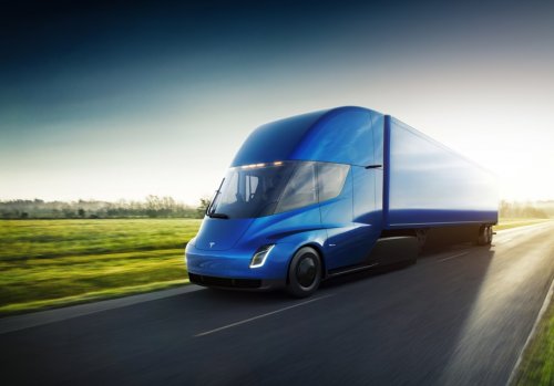 Электрические грузовики Tesla Semi будут вывозить мусор в ОАЭ