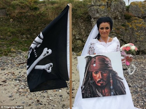 Женщина из Ирландии вышла замуж за призрак пирата